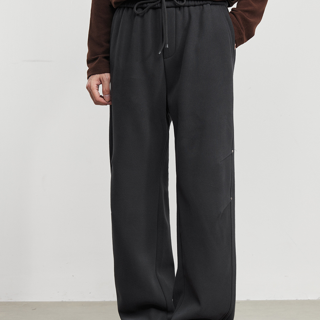 暖絨重磅加絨慕斯空氣棉廓形結構百搭休閒褲冬季抽繩衛褲