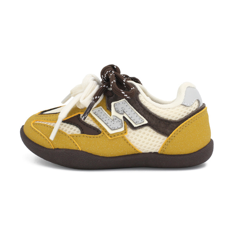 兒童軟底運動鞋