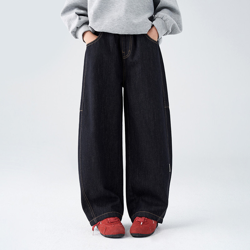 春裝女童柔軟彎刀牛仔褲子