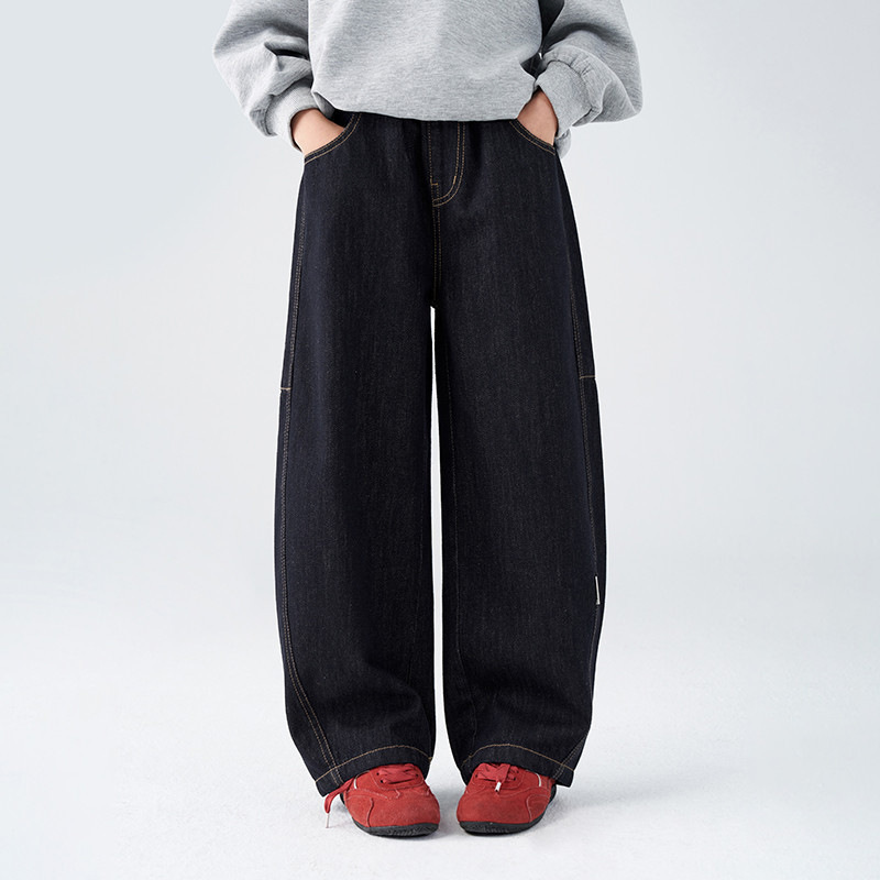 春裝女童柔軟彎刀牛仔褲子