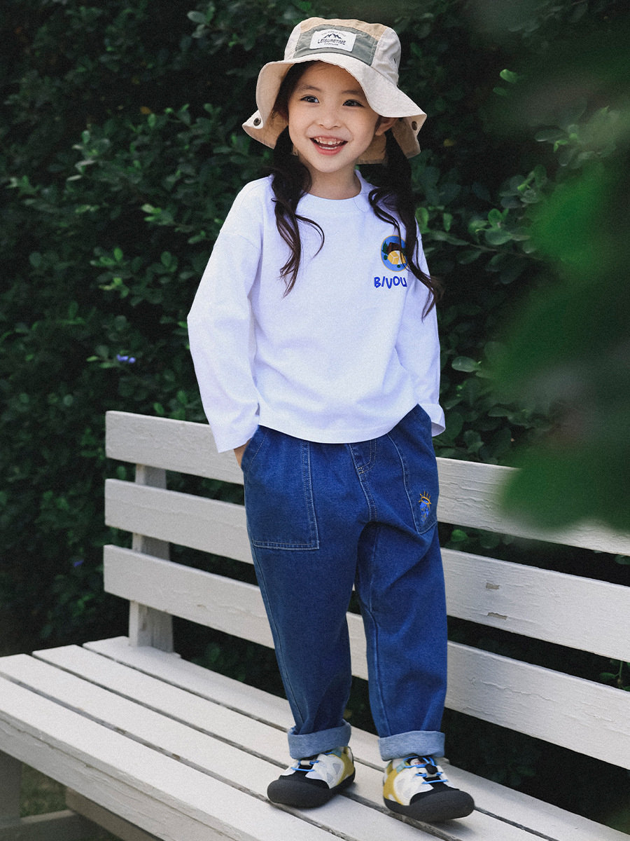 兒童春季復古印花直筒寬鬆休閑牛仔褲