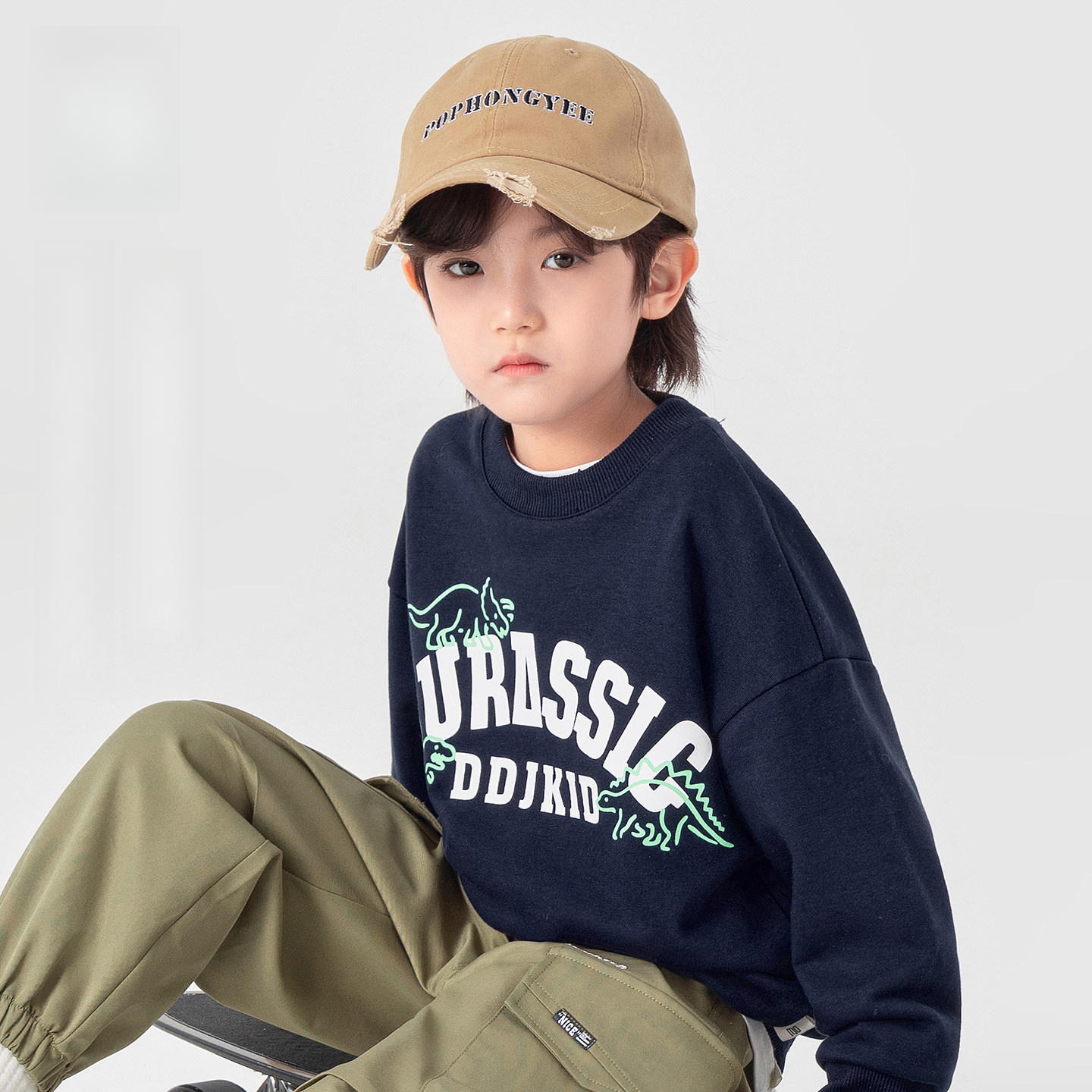 男童春秋款字母恐龍印花衛衣