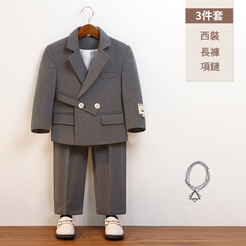 男童設計休閒小西服