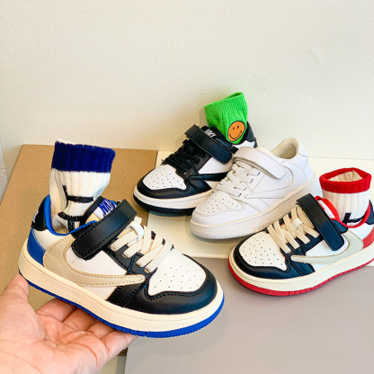 兒童春秋閃電倒鉤板鞋