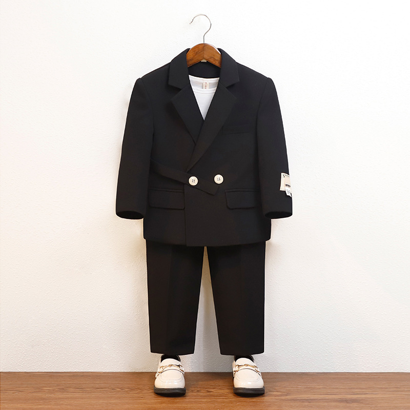 男童設計休閒小西服
