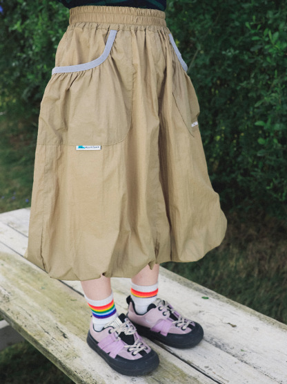 女童春季戶外速乾透氣大口袋鬆緊腰花苞裙