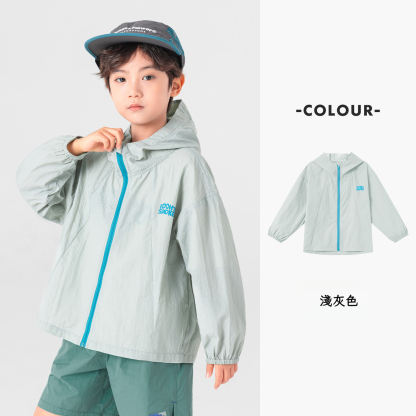 男童清透抗紫外線簡約外套