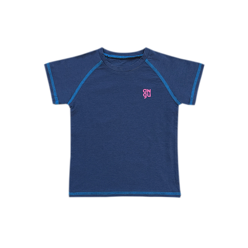 兒童撞色字母短袖T恤明顯設計