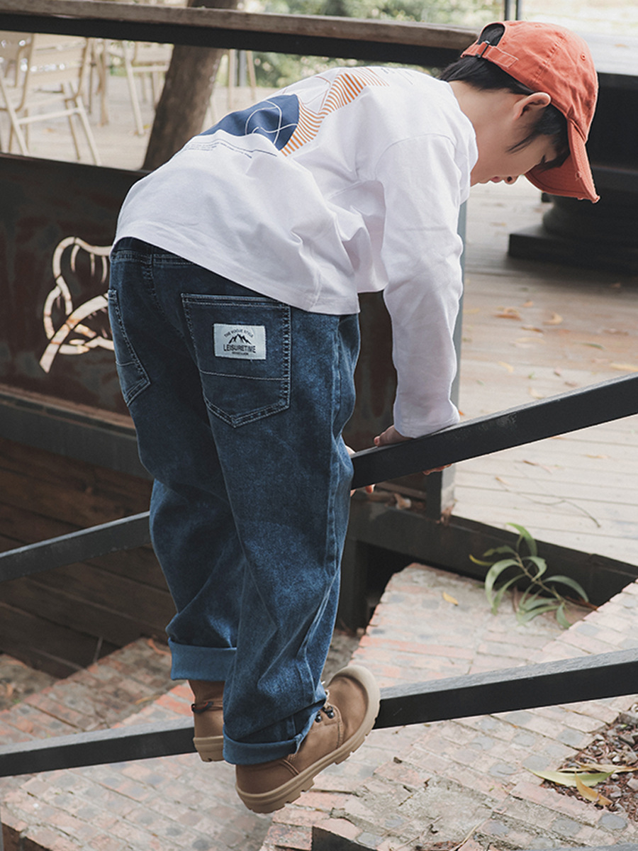 兒童寬鬆直筒牛仔褲