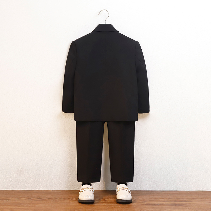 男童設計休閒小西服