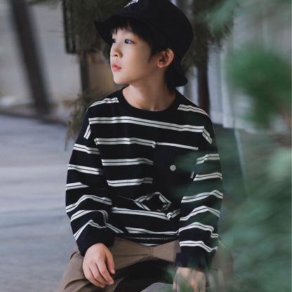 兒童秋季撞色口袋條紋長袖T恤