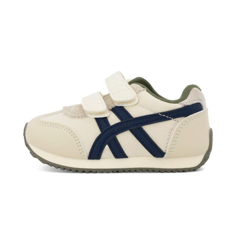 秋季兒童撞色軟底運動鞋