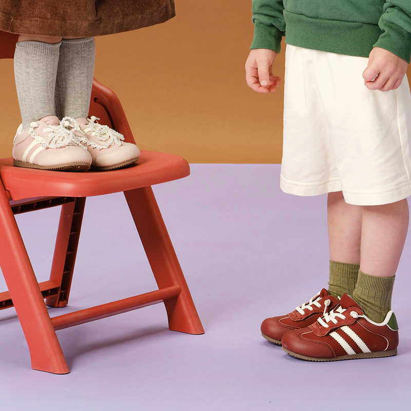 兒童軟底運動鞋