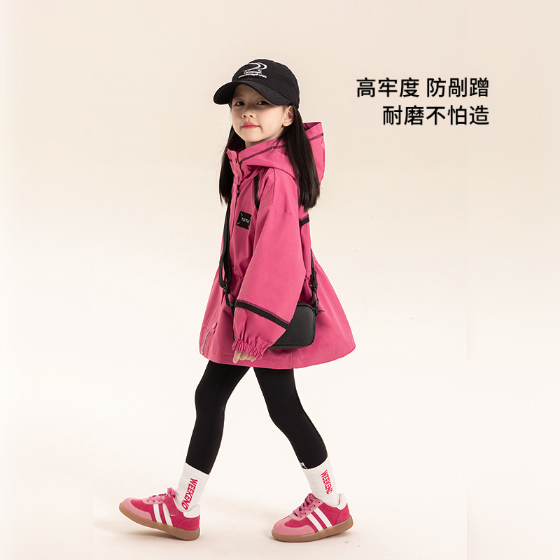 春季女童防水衝鋒衣