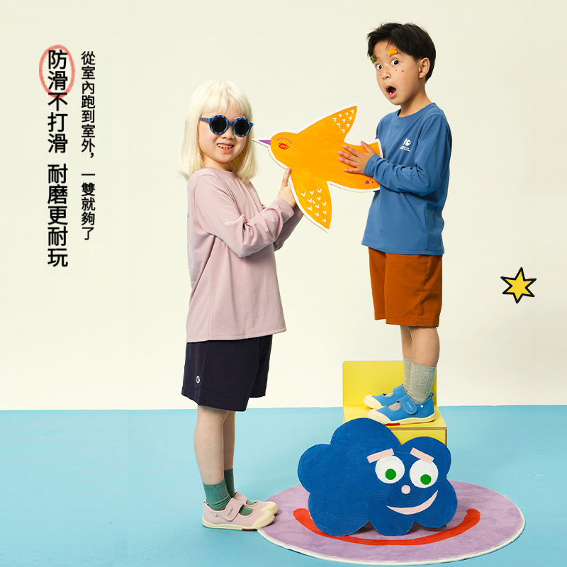 兒童春季大魔術貼軟底帆布鞋