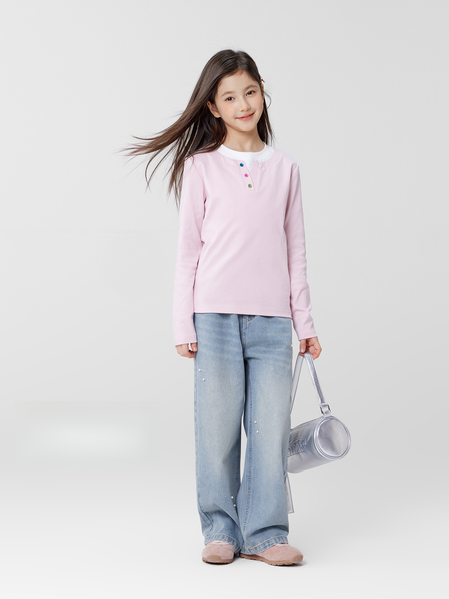 女童中大童重工釘珠直筒牛仔褲