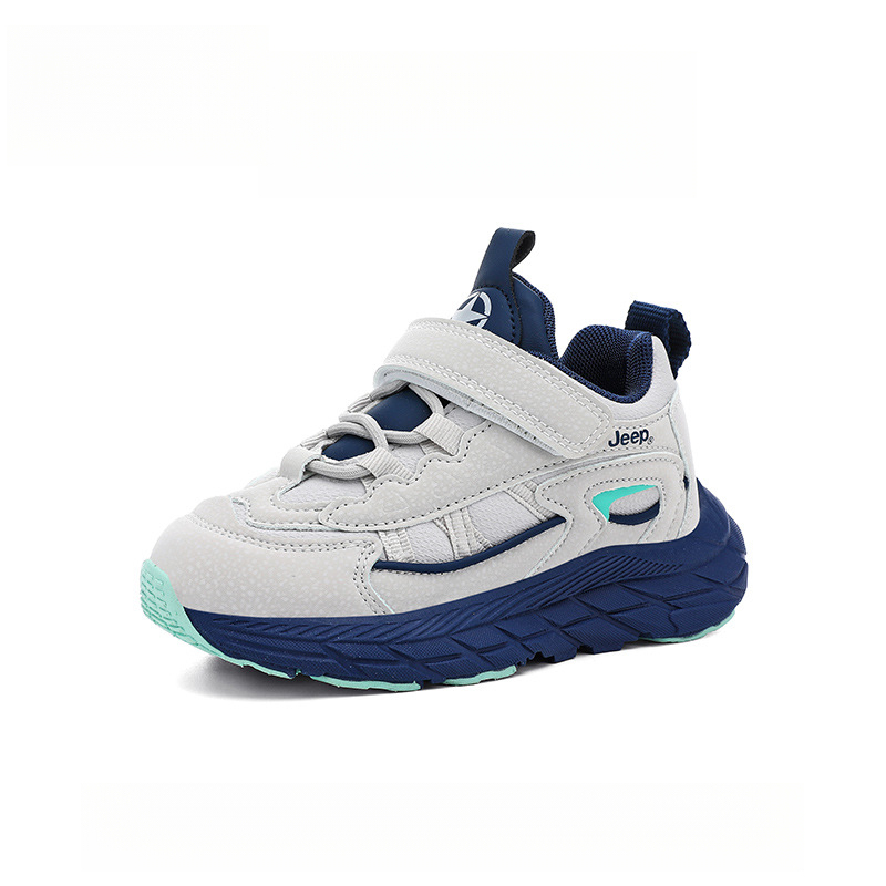 兒童輕便透氣防滑跑步運動鞋