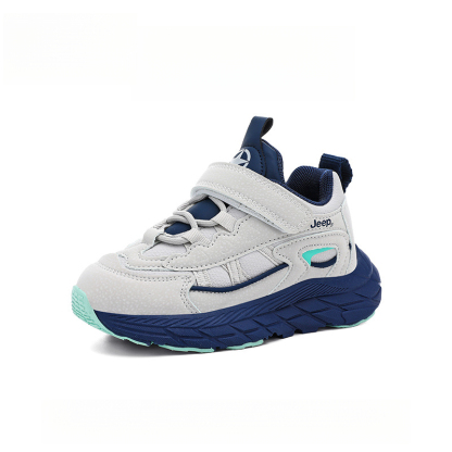 兒童輕便透氣防滑跑步運動鞋