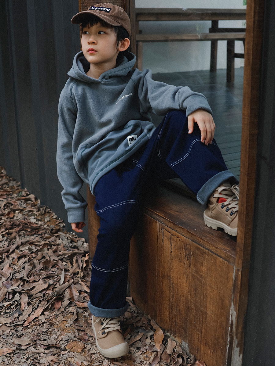 男童明顯設計感牛仔工裝直筒褲