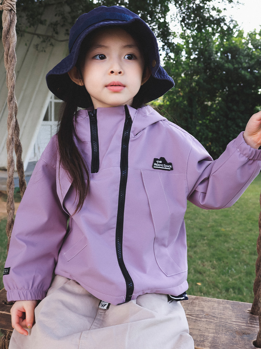 女童春季防風防潑水連帽雙拉鏈衝鋒衣