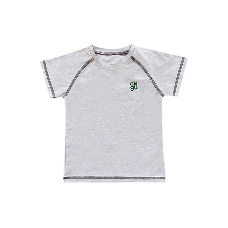 兒童撞色字母短袖T恤明顯設計