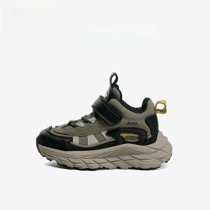 兒童輕便透氣防滑跑步運動鞋