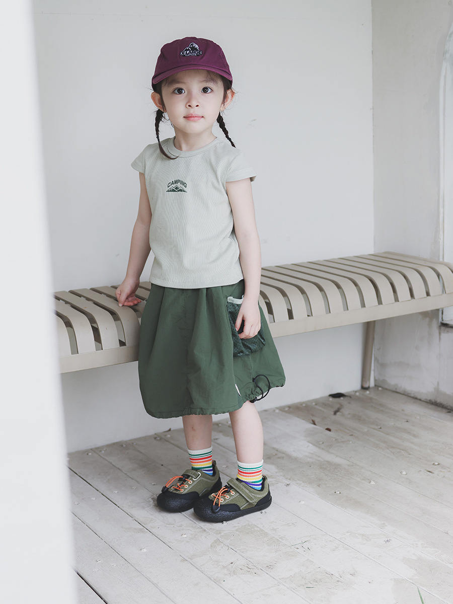 女童山系戶外風百搭短袖T恤