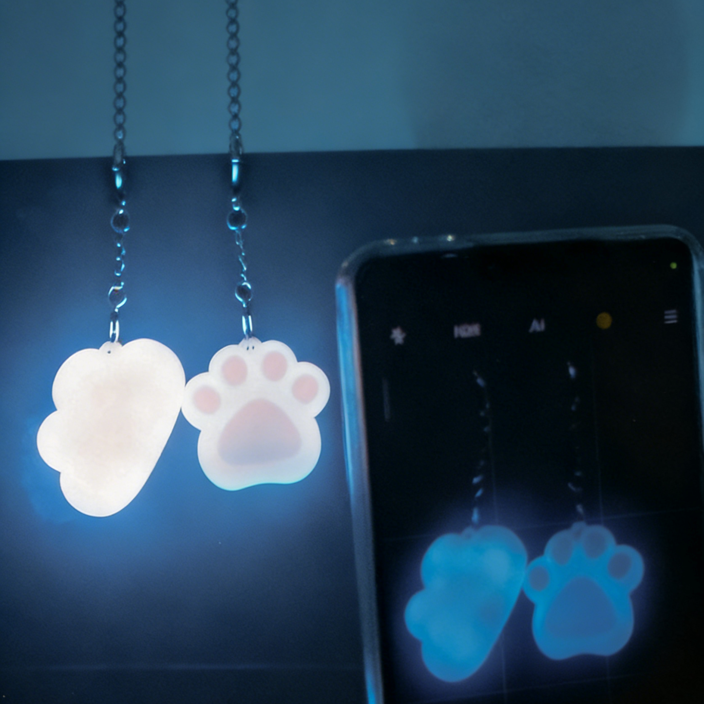 Cute Cat Paw Light Keychain Rechargeable Mini Bag Charm with Double Chain White Cat Paw Design - MyFaceSocksAU