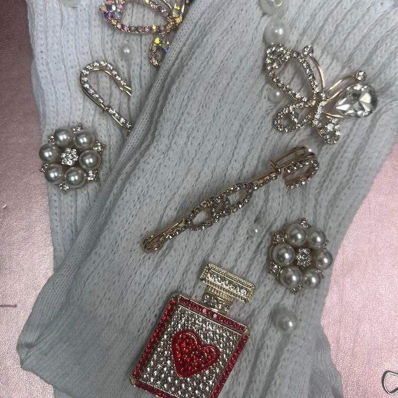 Slouch Sock With Charms Each pair is freestyle MAKE YOUR OWN DIY VIRAL TRENDING JUNK SOCKS & BROOCH PINS