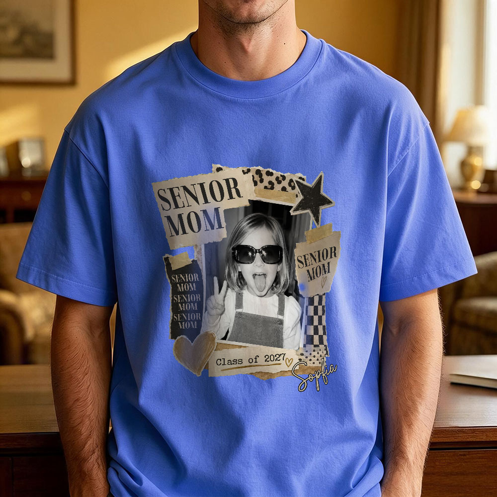 Personalized Senior Mom Graduation T-Shirt Gift for 2027 Class - Custom Photo Tee for Mother's Day or Graduation Party - MyFaceSocksAU