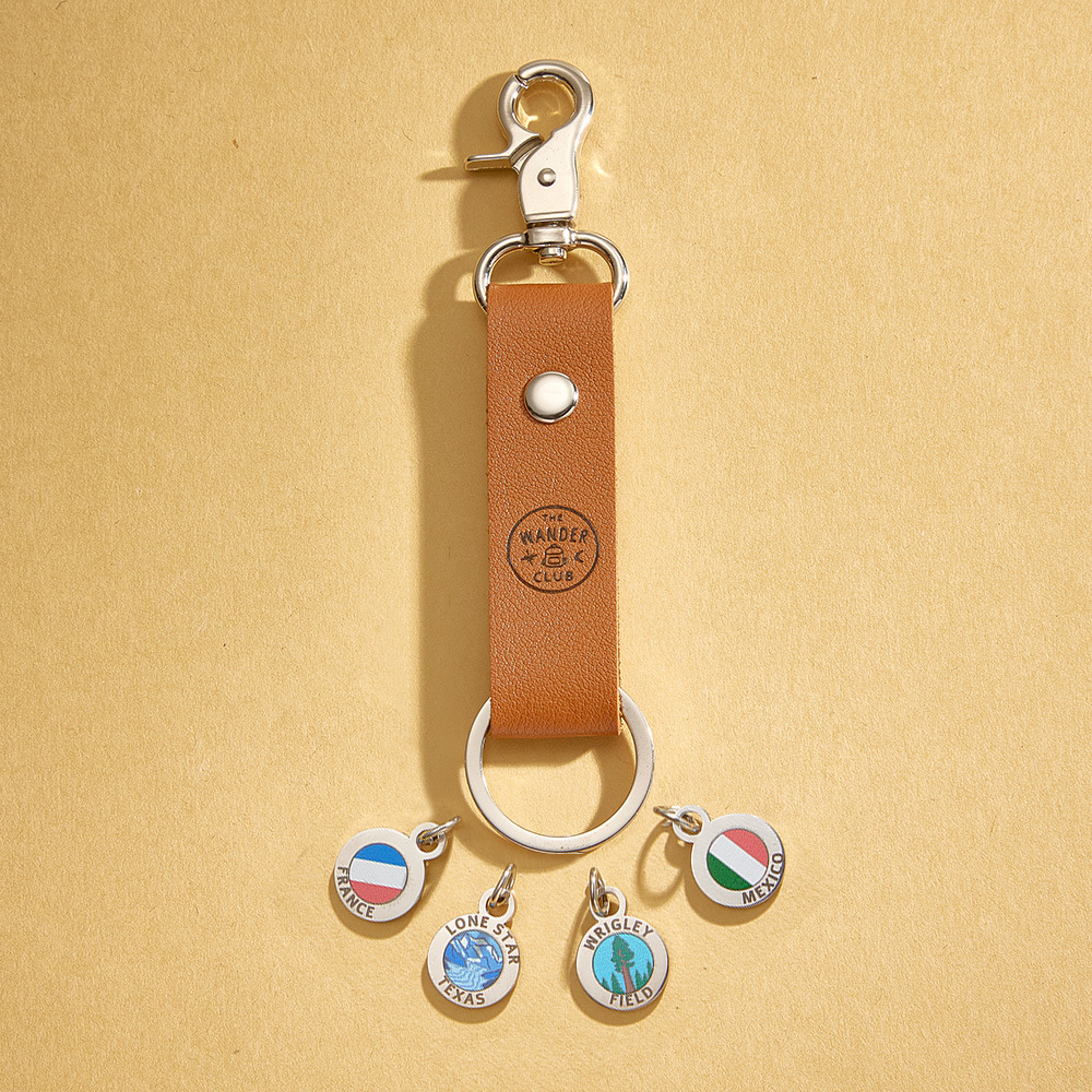 Personalized Tokens Keychain Holder Key Chain Car Accessories Keychain Groomsmen Gift for Him Dad Men Gift for Birthday Custom Engraved - MyFaceSocksAU