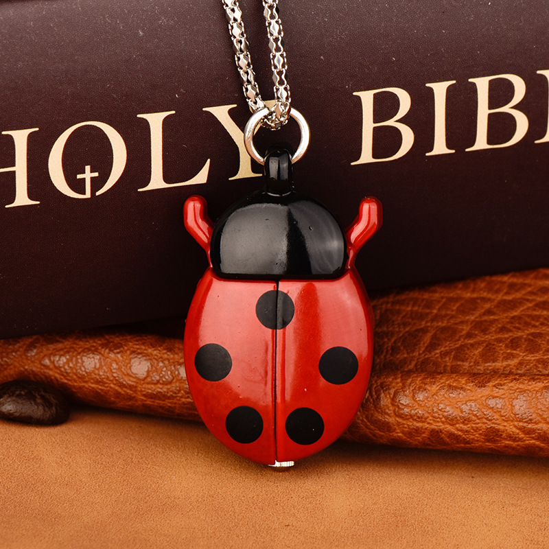 Vintage Ladybug Locket Watch Necklace, Functional Mini Beetle Pendant Quartz Clock Jewelry - MyFaceSocksAU