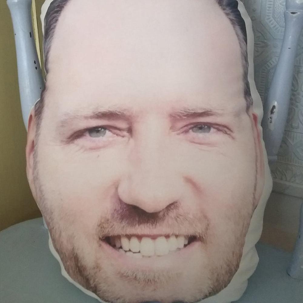 Custom Photo Face Pillow 3D Portrait Pillow-bighead - MyFaceSocksAU