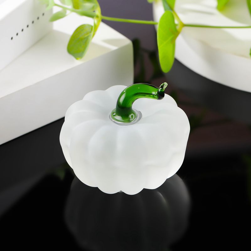 Glass Crystal Pumpkin Figurine Decorative Pumpkin Ornament, Realistic Fruit-Inspired Desk Decor for Home & Office, Halloween Gift - MyFaceSocksAU