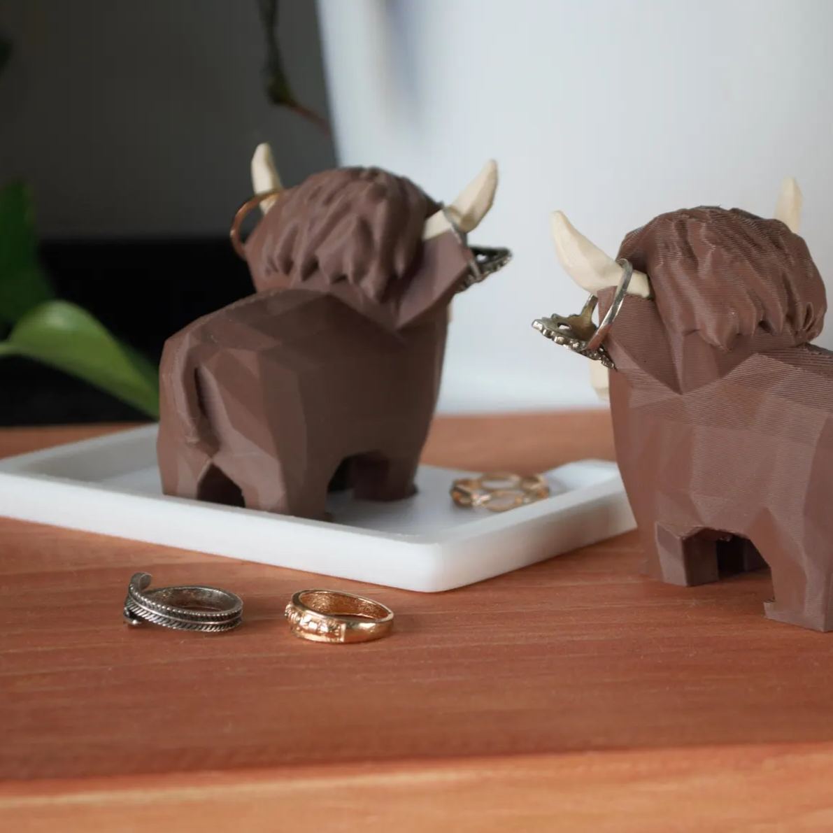 Highland Cow Ring Holder Highland Cow Decor Gift Ring Dish Unique Cute Ring Holder for Ring Display - 3D printed plastic - MyFaceSocksAU