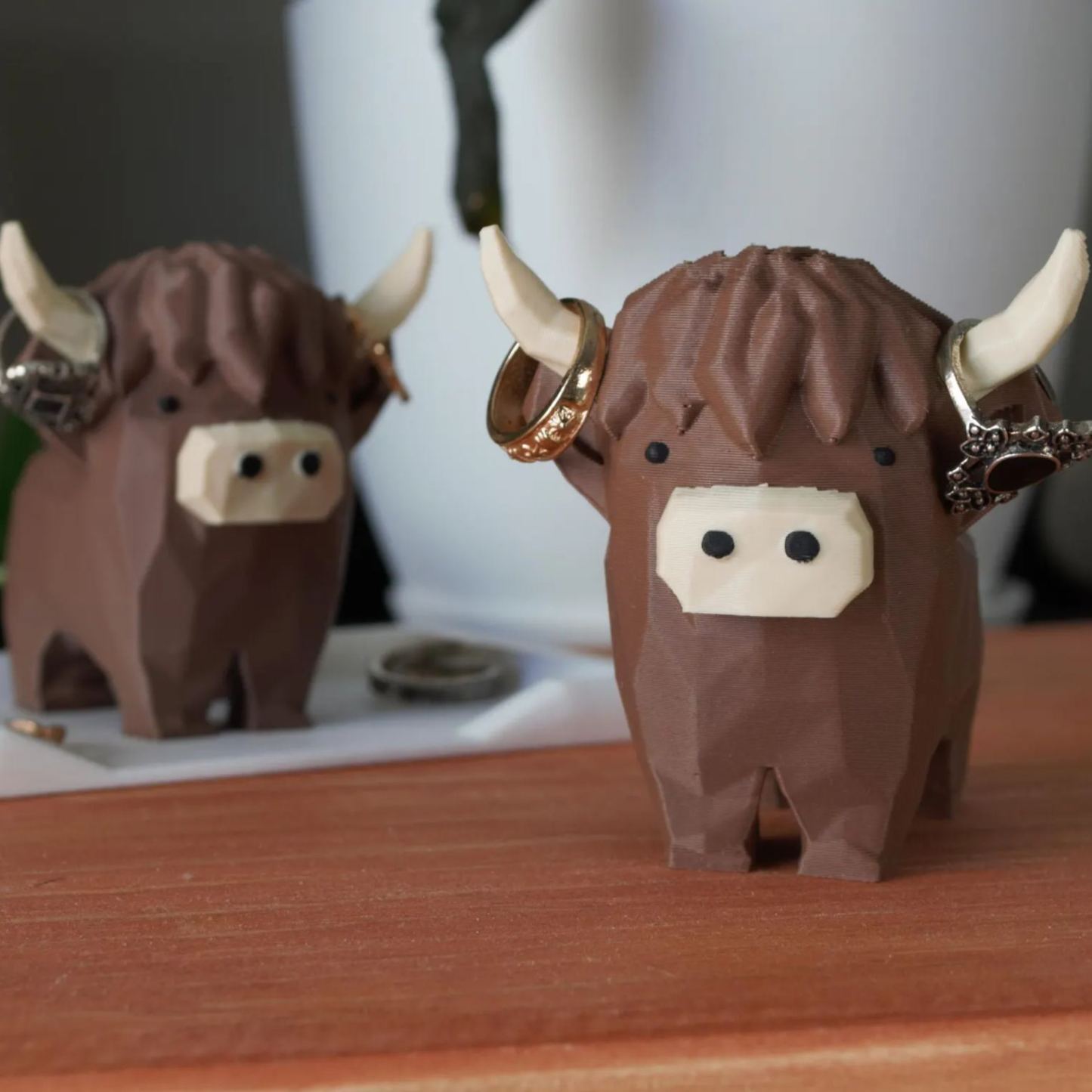 Highland Cow Ring Holder Highland Cow Decor Gift Ring Dish Unique Cute Ring Holder for Ring Display - 3D printed plastic - MyFaceSocksAU