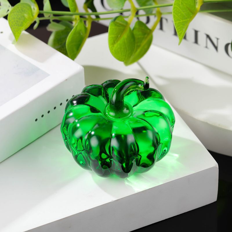 Glass Crystal Pumpkin Figurine Decorative Pumpkin Ornament, Realistic Fruit-Inspired Desk Decor for Home & Office, Halloween Gift - MyFaceSocksAU