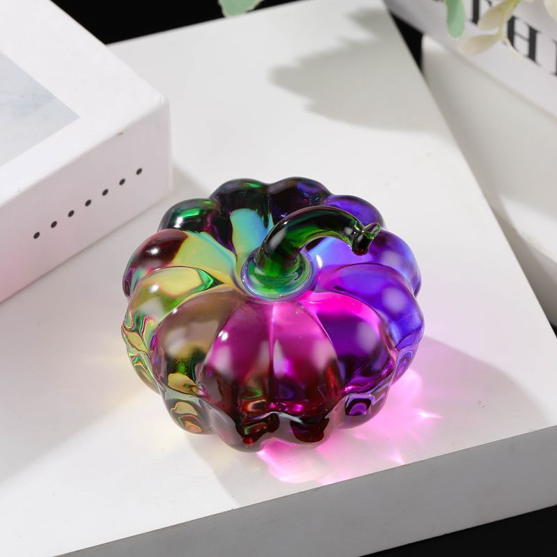 Glass Crystal Pumpkin Figurine Decorative Pumpkin Ornament, Realistic Fruit-Inspired Desk Decor for Home & Office, Halloween Gift - MyFaceSocksAU