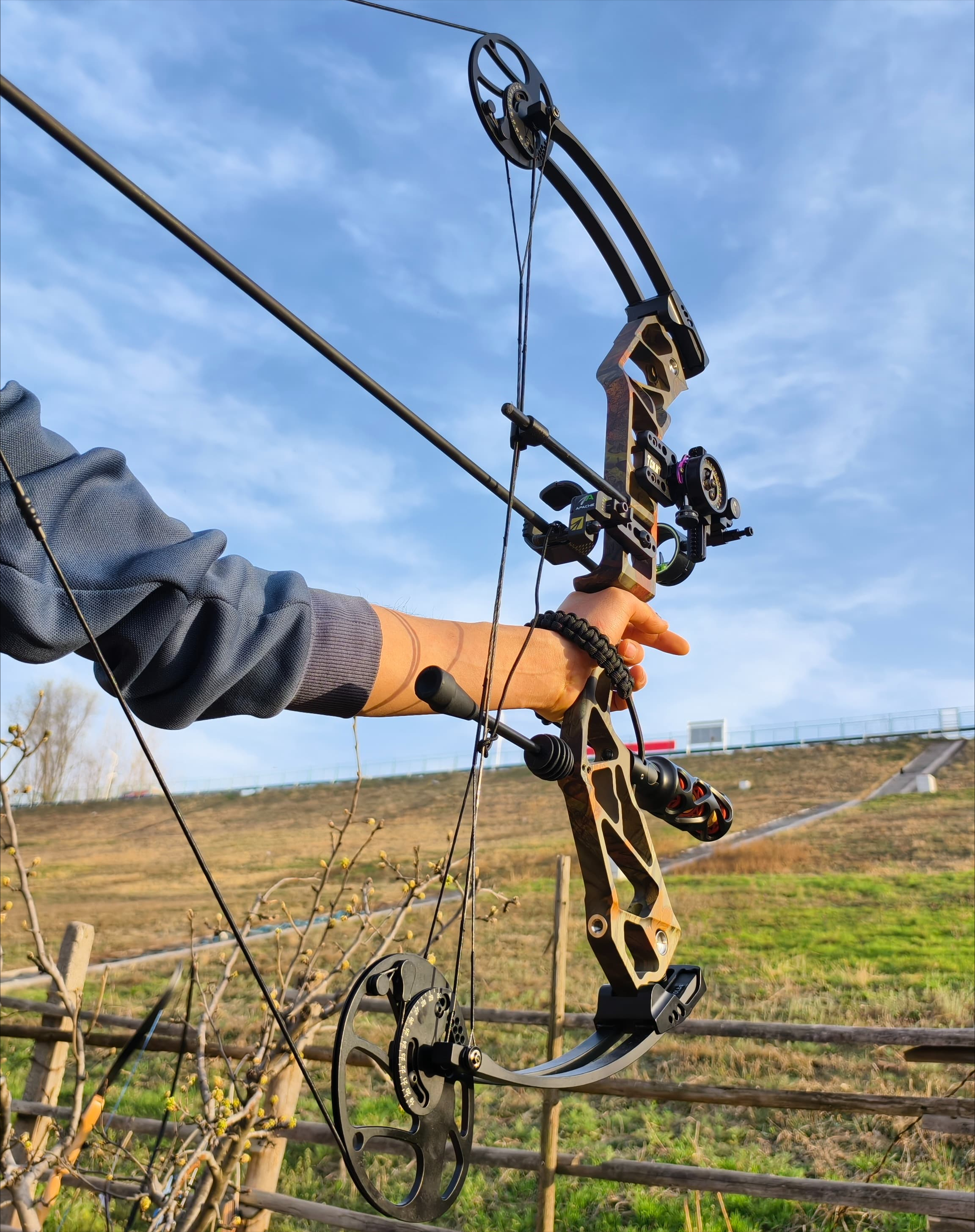 TOPOINT T1 MAX Hunting Compound Bow 19-70lbs CNC 320FPS LH RH