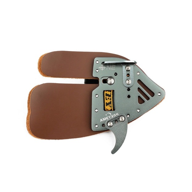 Recurve Bow Finger Guard Tab Leather Protector Gear Target Hunting