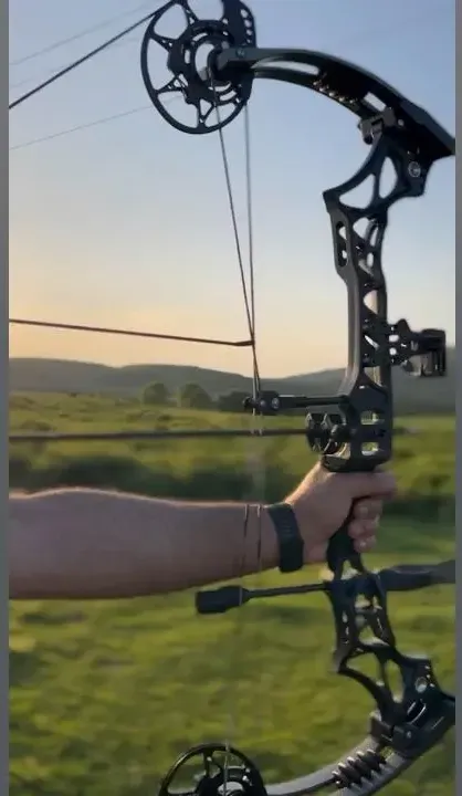 Junxing M128 Hunting Compound Bow Set 30-70lbs High-Speed 340 FPS