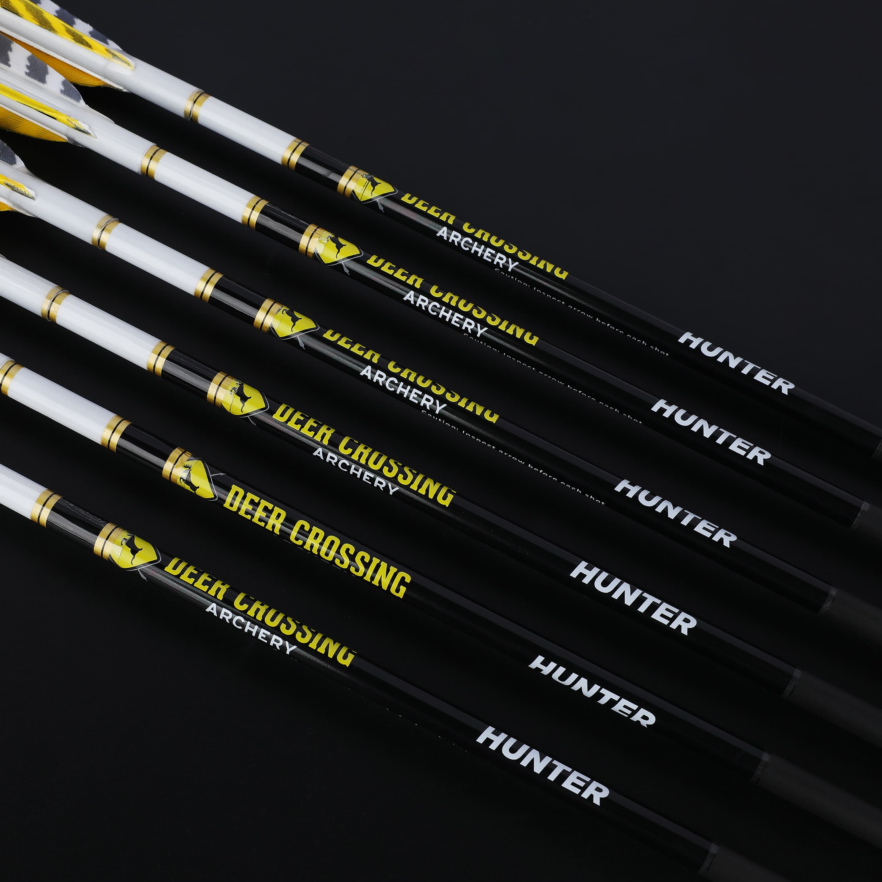 DEER CROSSING Pure Carbon Arrows Spiral Fletched Target & Practice