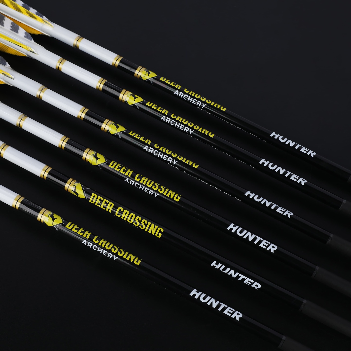 DEER CROSSING Pure Carbon Arrows Spiral Fletched Target & Practice