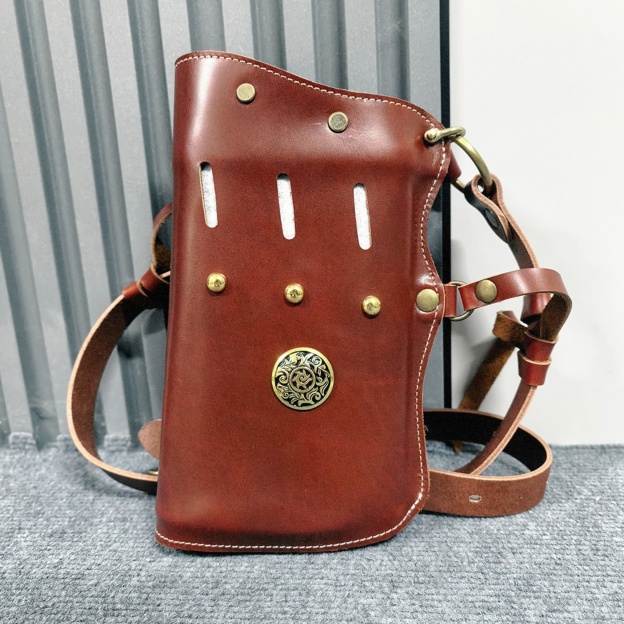 Brown Cowhide Arrow Quiver Traditional Bow Hunting Case