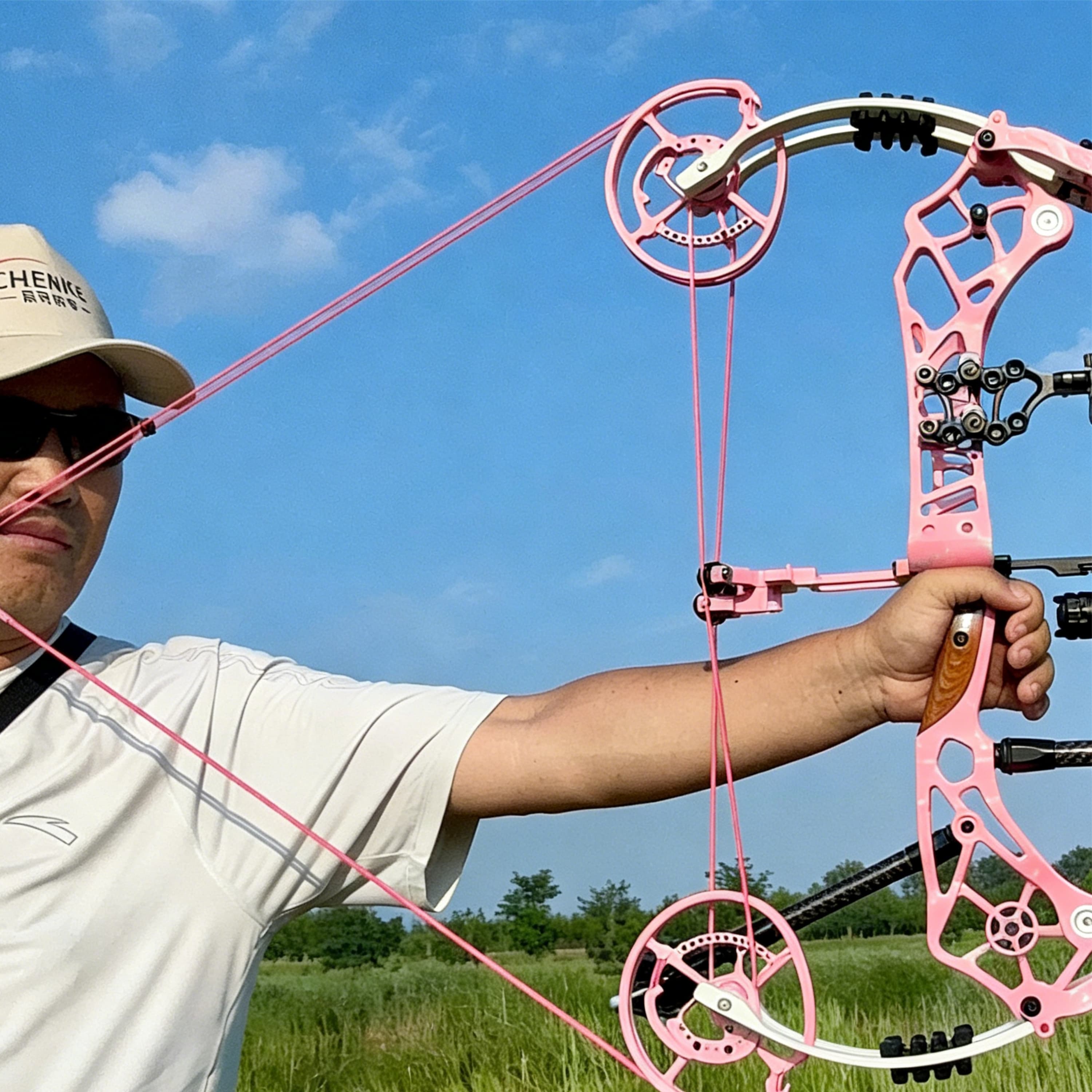 WOLFMAN Compound Bow 40-75lbs Archery Target Kit Shooting