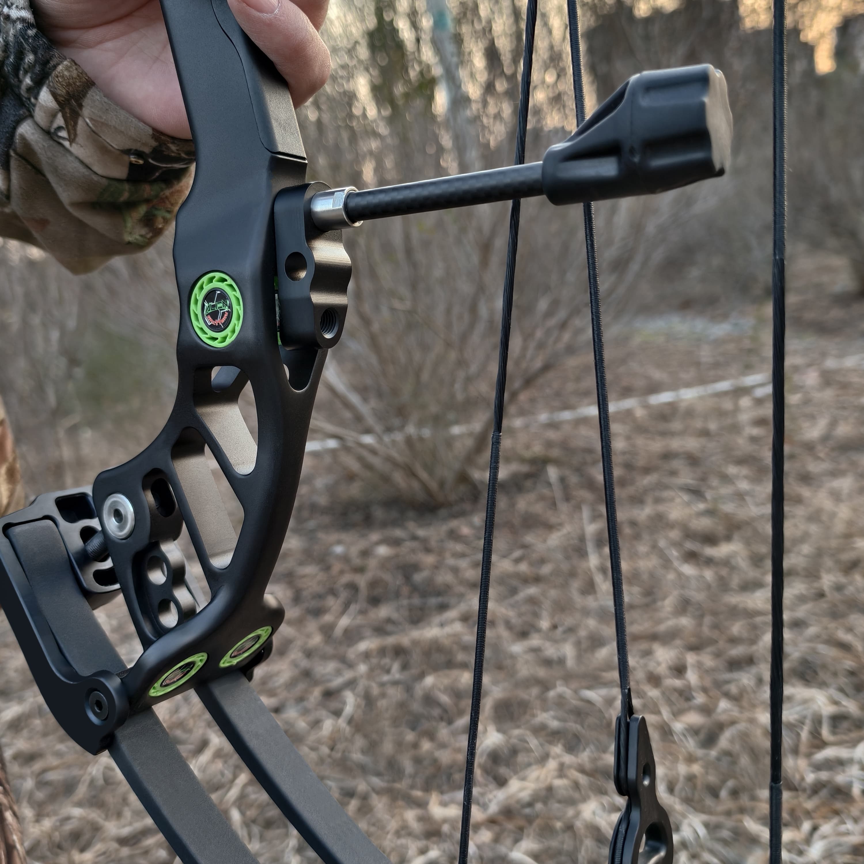 WOLFMAN Compound Hunting Bow CNC 40-75 lbs IBO 350FPS RH