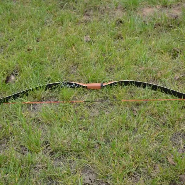 Luoyun Classic Traditional Bow – Handmade Precision for Archery Practice