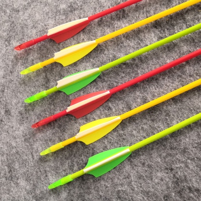 AME ARCHERY Vanes Fiberglass Arrows with Fixed Field Tips (12pcs)