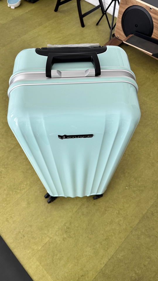 FIVICS AEGIS – Double Bow Hard Case with Wheels