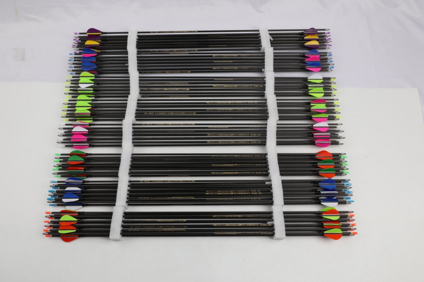 AME ARCHERY 2-Inch Drop-Shaped Nature Feather Pure Carbon Arrows – Spine 700–1000, 0.001'' (12pcs)